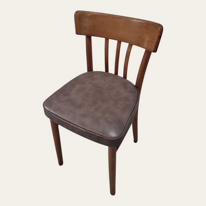 Zes Mid Century stoelen