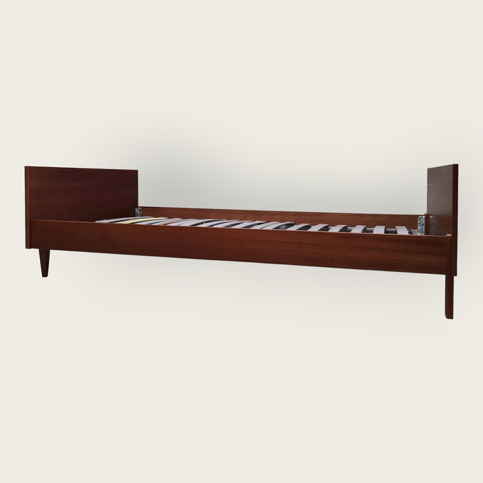 Mid Century daybed