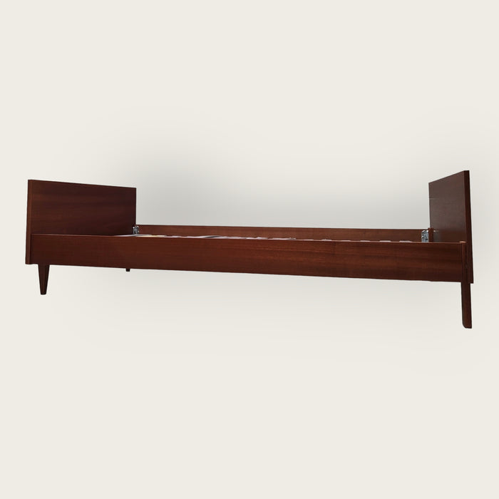 Mid Century daybed