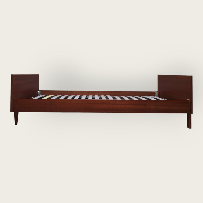 Mid Century daybed