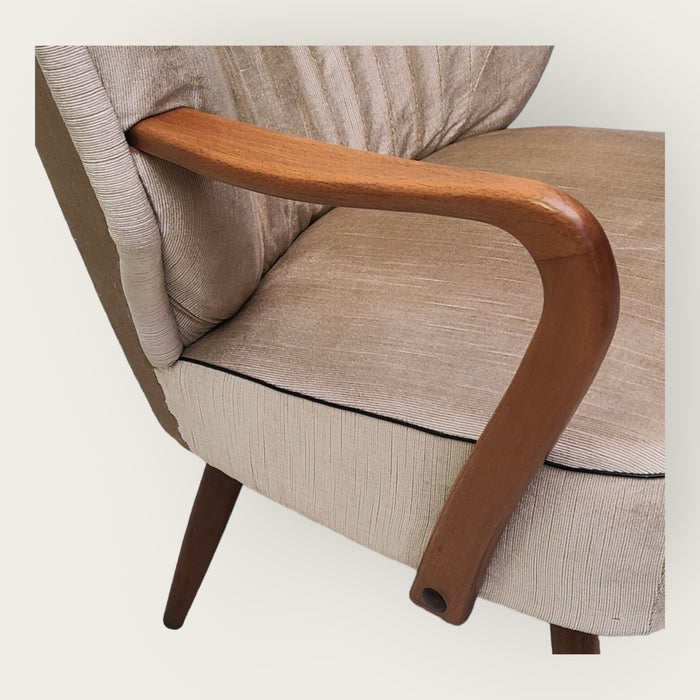 Mid-Century-Cocktail-Stuhl