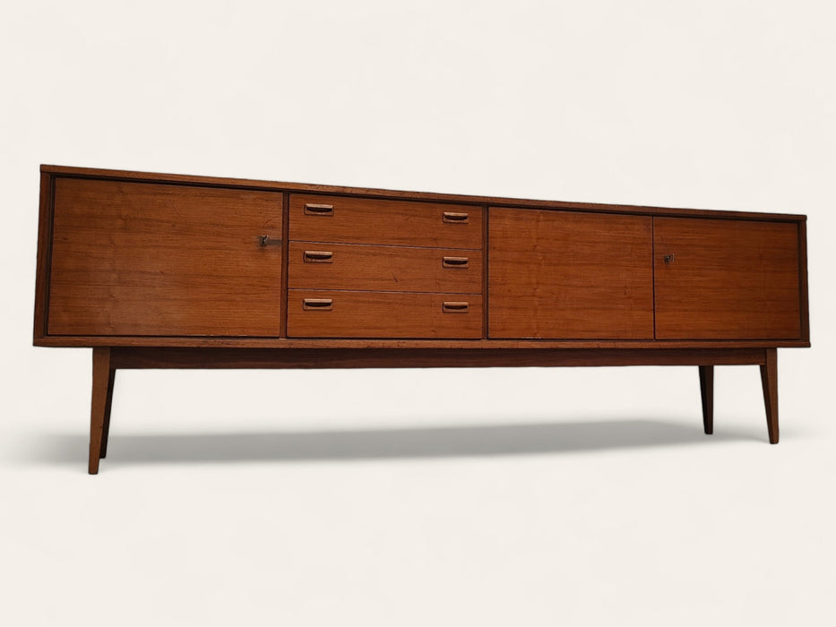 Mid Century Anrichte