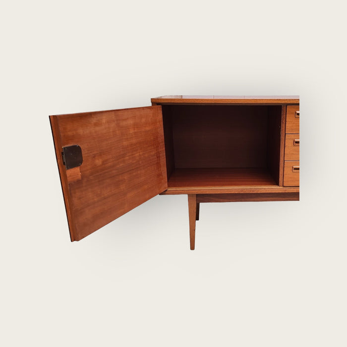 Mid Century Anrichte