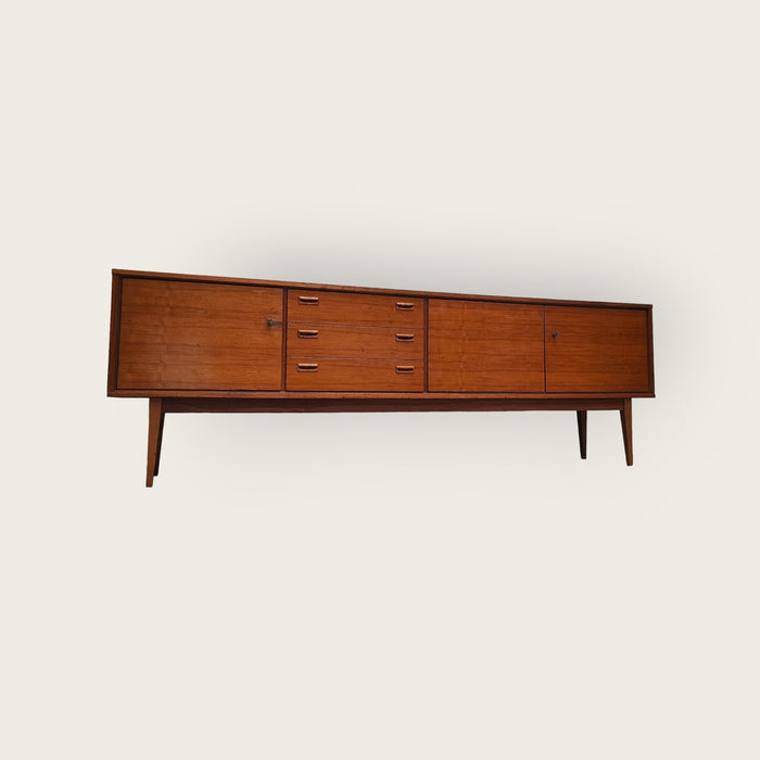 Mid Century Anrichte