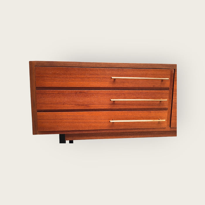 Mid Century Dressoir