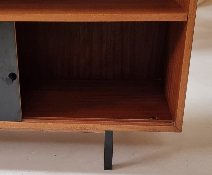 Mid Century midboard