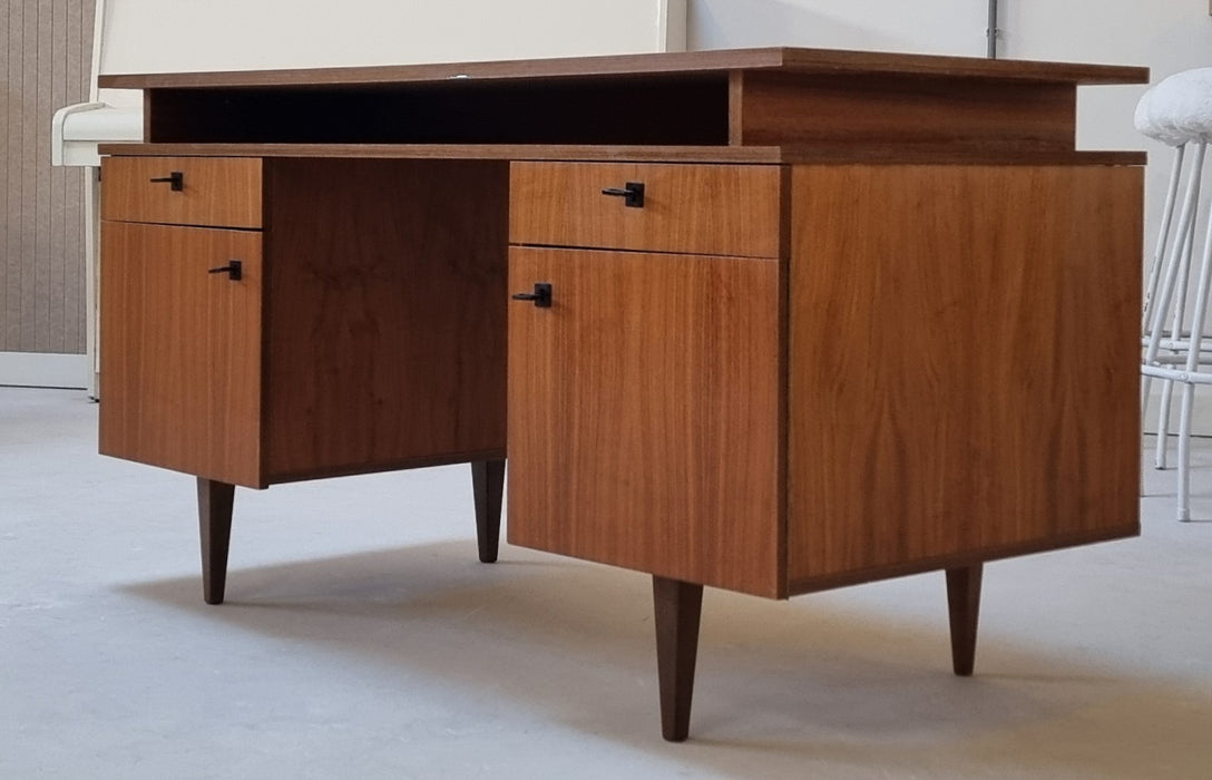 Mid Century bureau