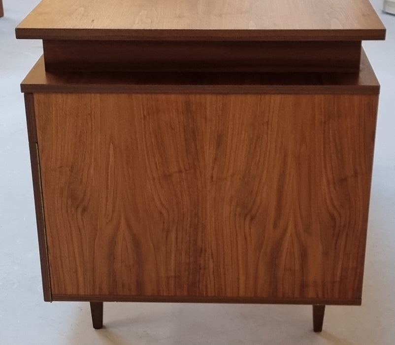 Mid Century bureau