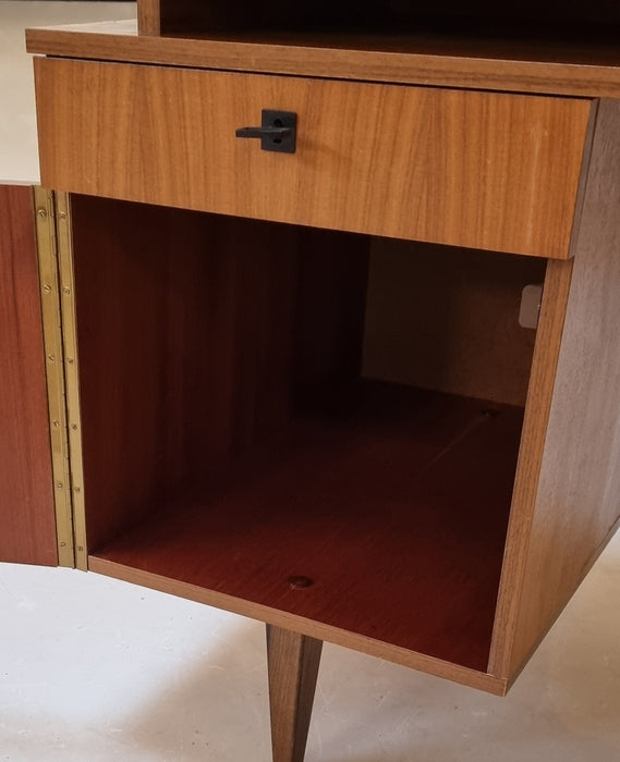 Mid Century bureau