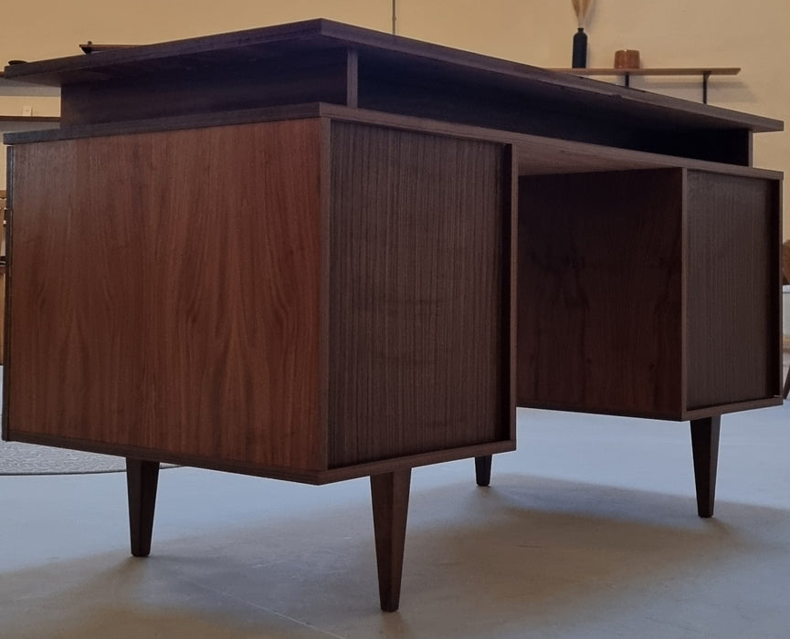 Mid Century bureau