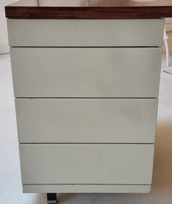 bureau des années 70