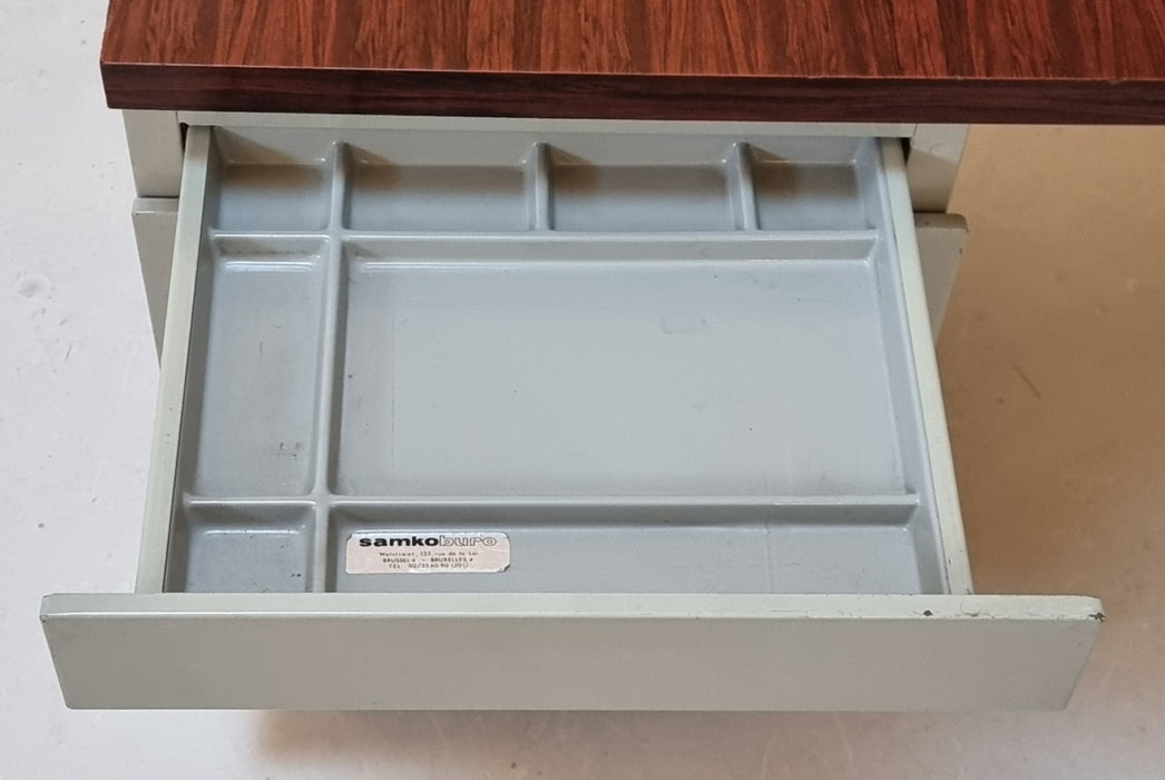 bureau des années 70