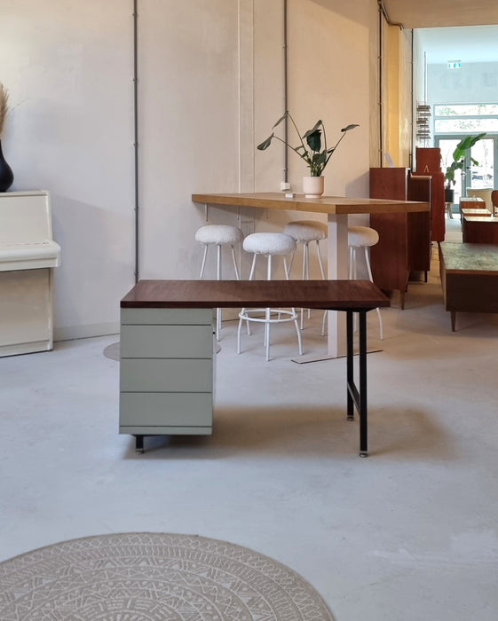 bureau des années 70