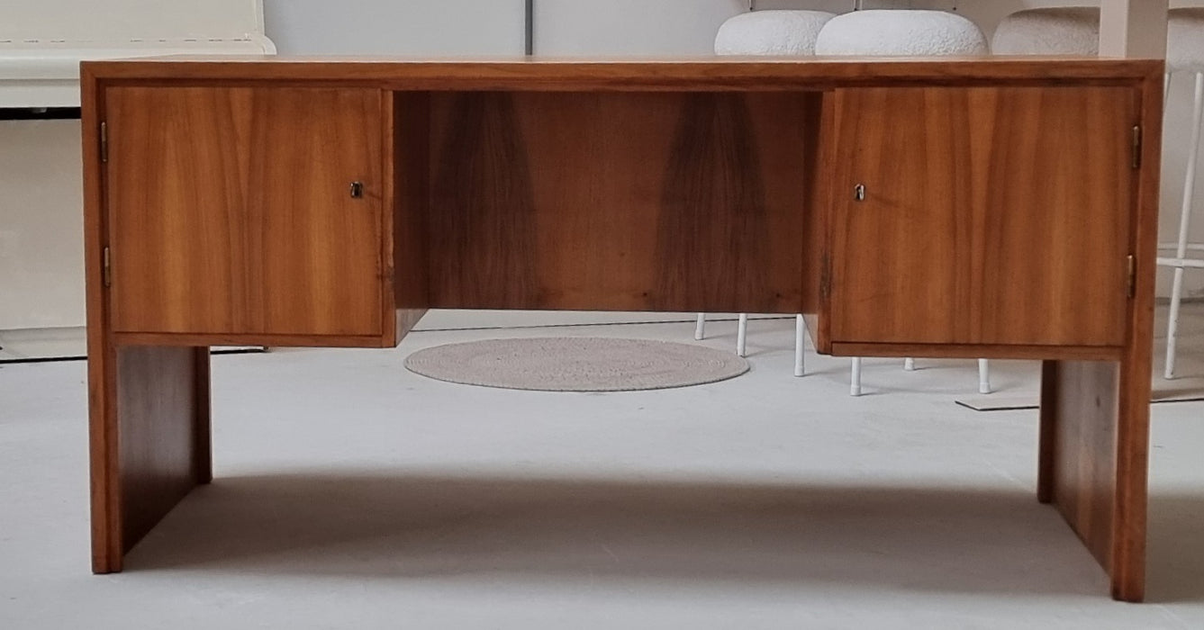 Mid Century bureau