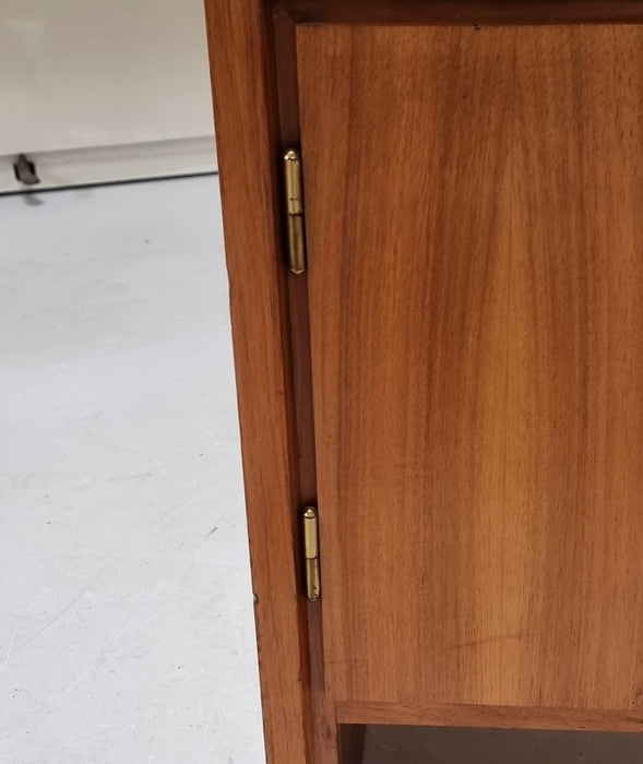Mid Century bureau