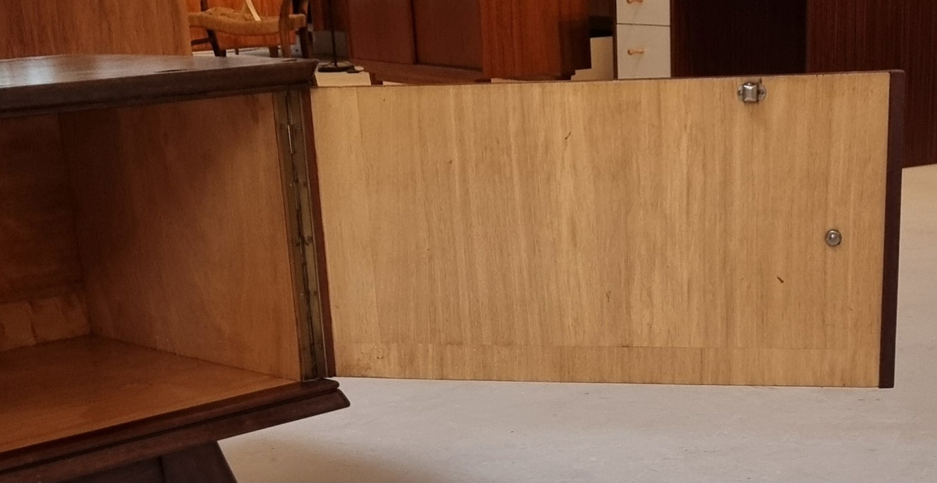 Mid Century lowboard