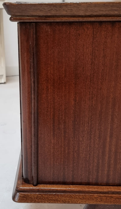 Mid Century lowboard