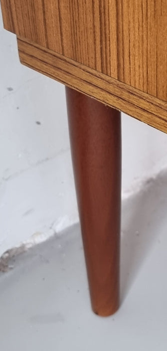 Mid Century kledingkast
