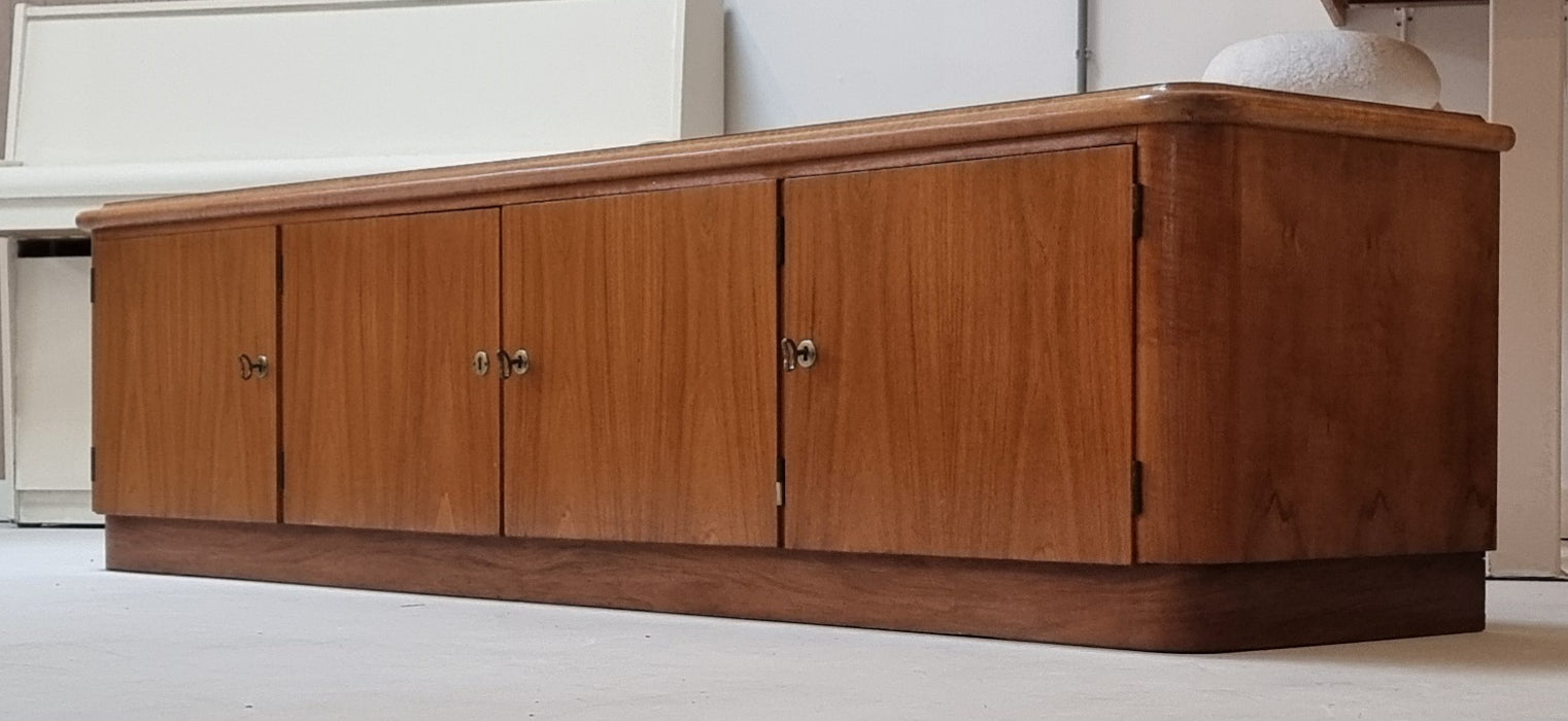 Mid Century lowboard