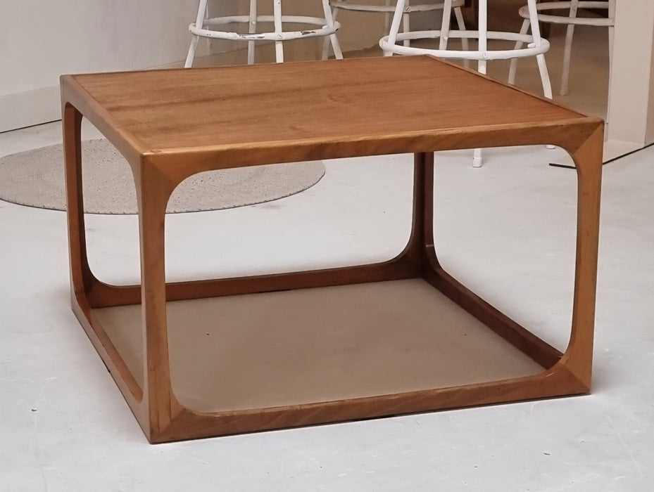 Table basse du milieu du siècle