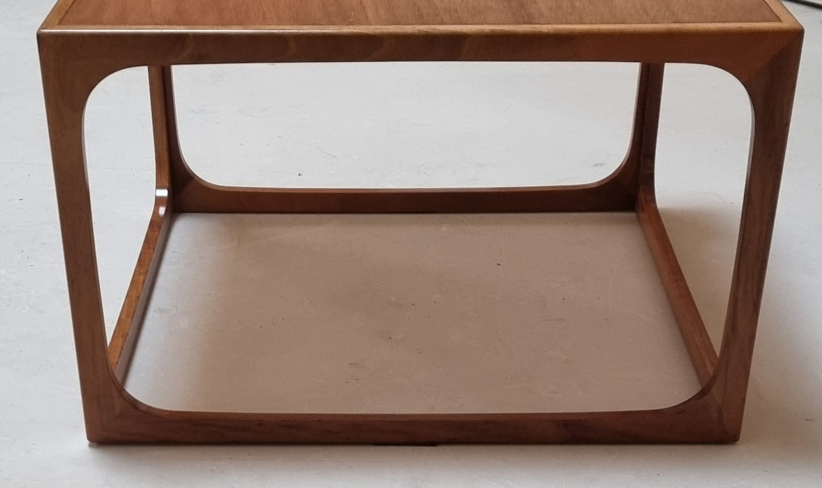 Table basse du milieu du siècle