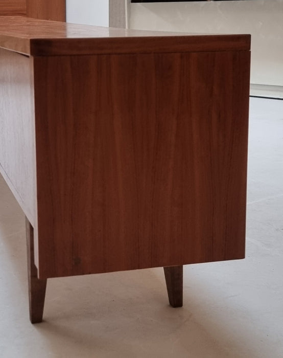 Mid Century lowboard
