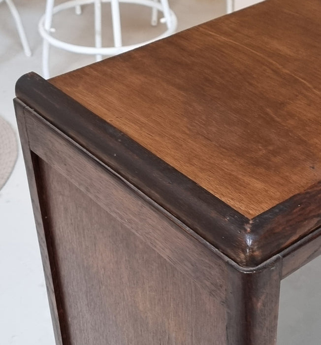 Mid Century vitrinekast