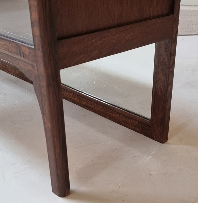 Mid Century vitrinekast
