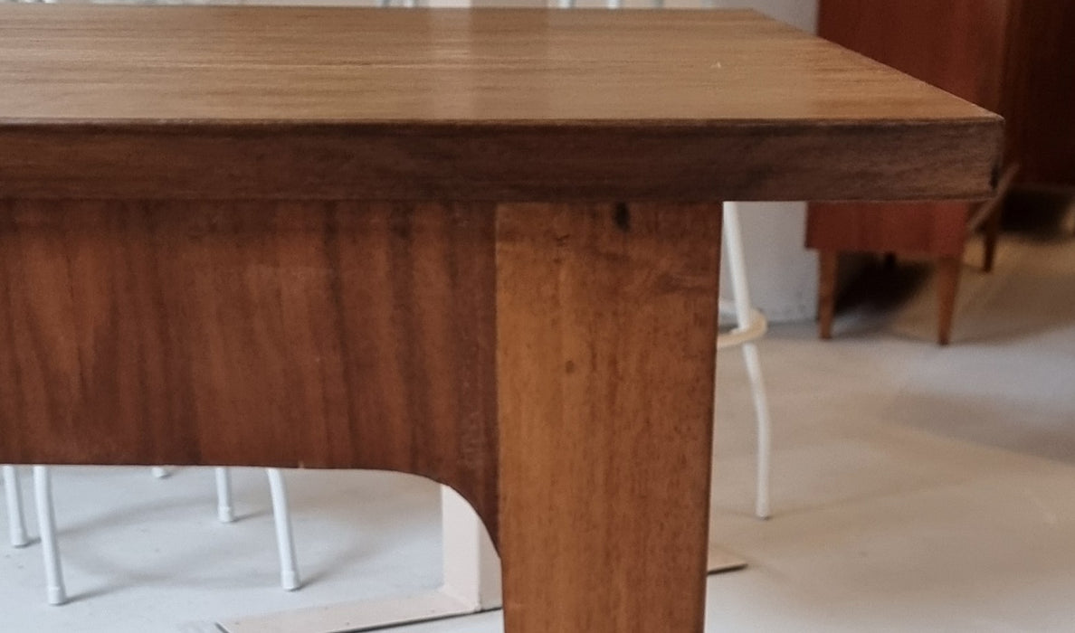 Mid Century eettafel