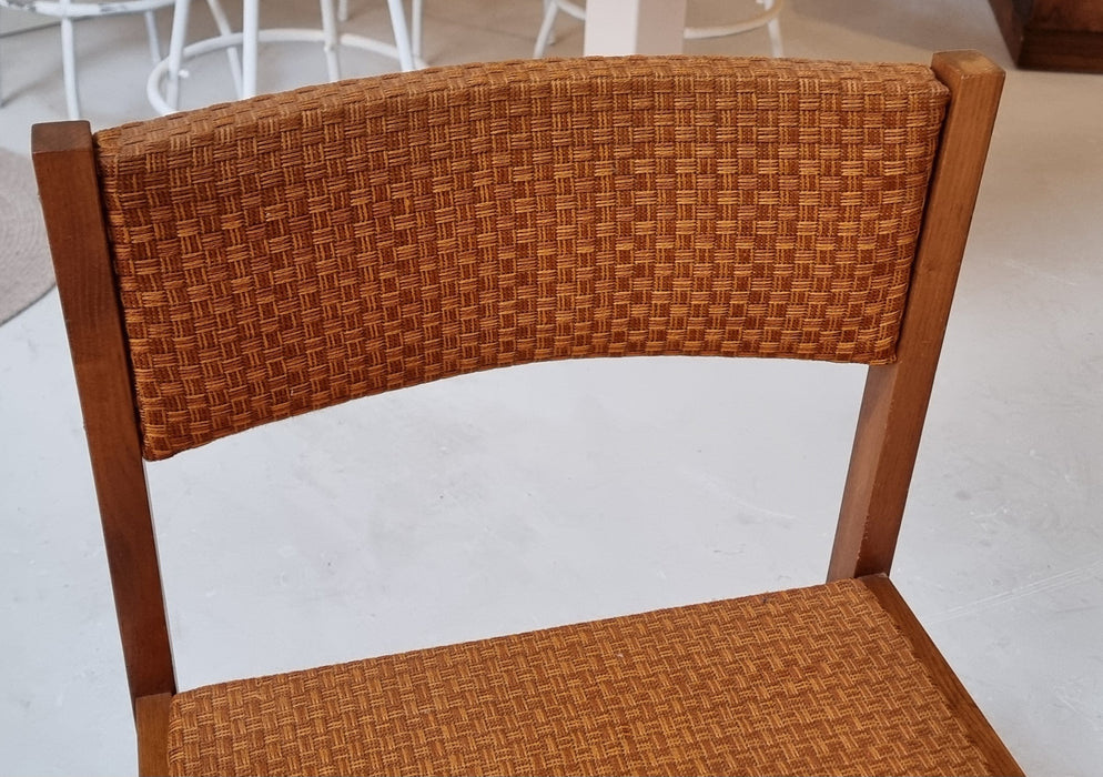 Vier Mid Century stoelen
