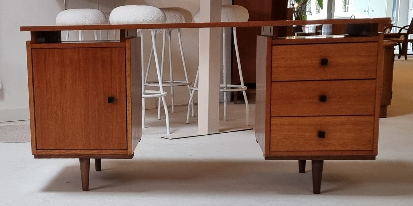 Mid Century bureau