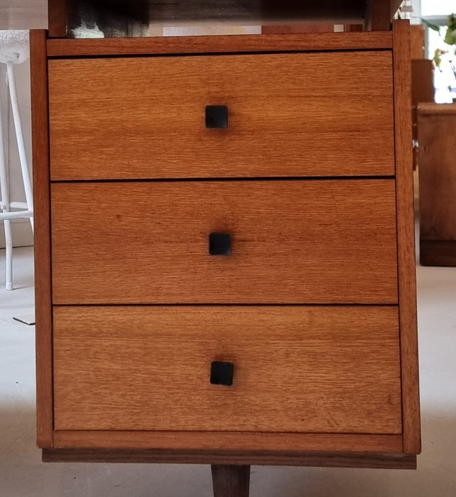 Mid Century bureau