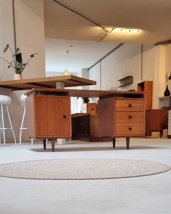 Mid Century bureau