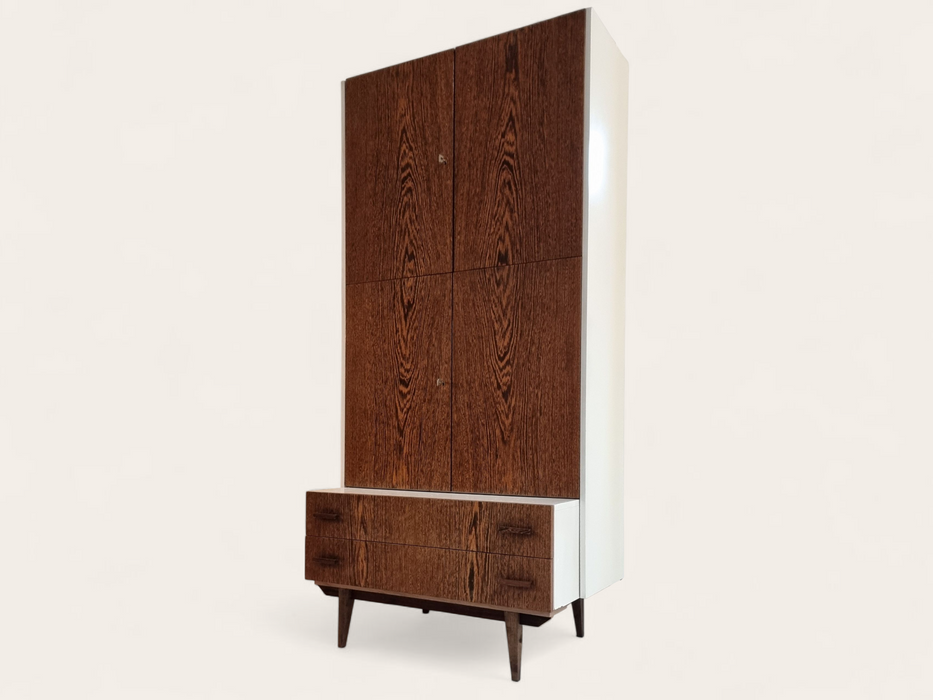70's highboard