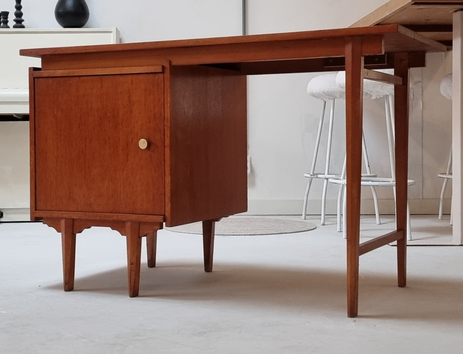 Mid Century bureau