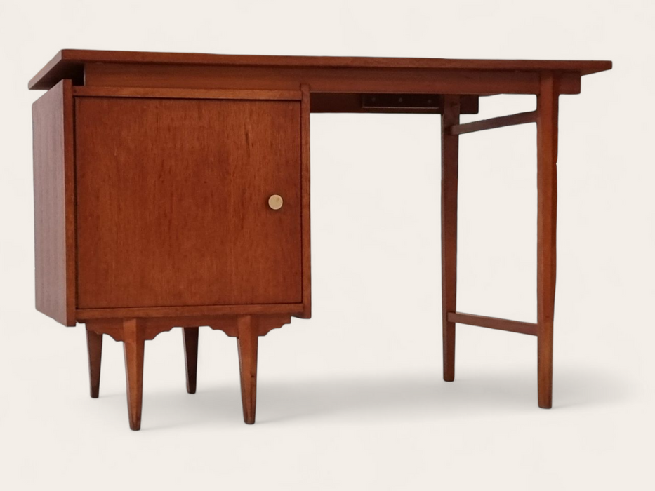 Mid Century bureau
