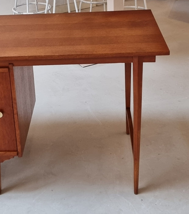 Mid Century bureau