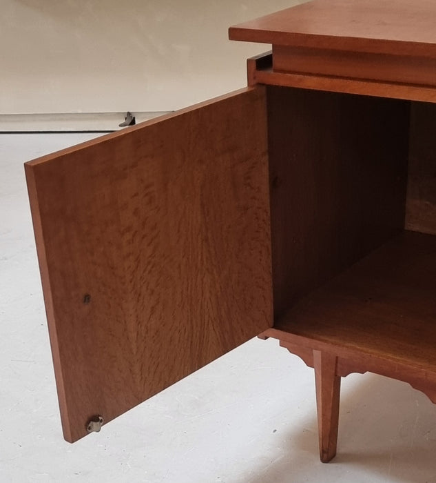 Mid Century bureau