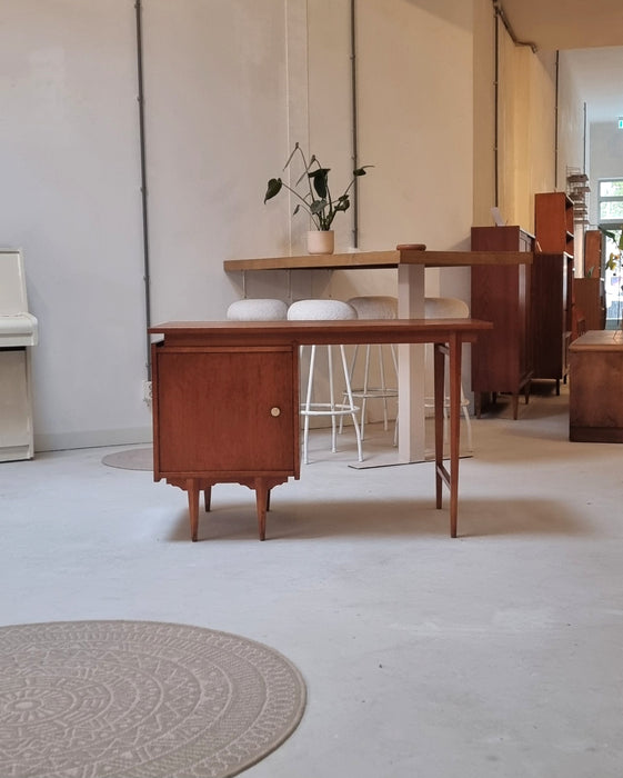 Mid Century bureau