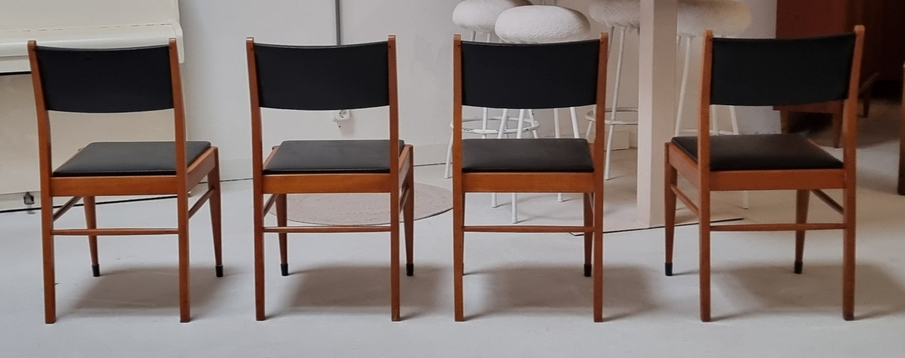 Sedie della metà del secolo