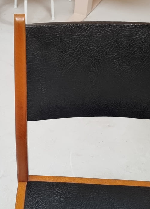 Sedie della metà del secolo