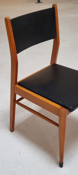 Sedie della metà del secolo