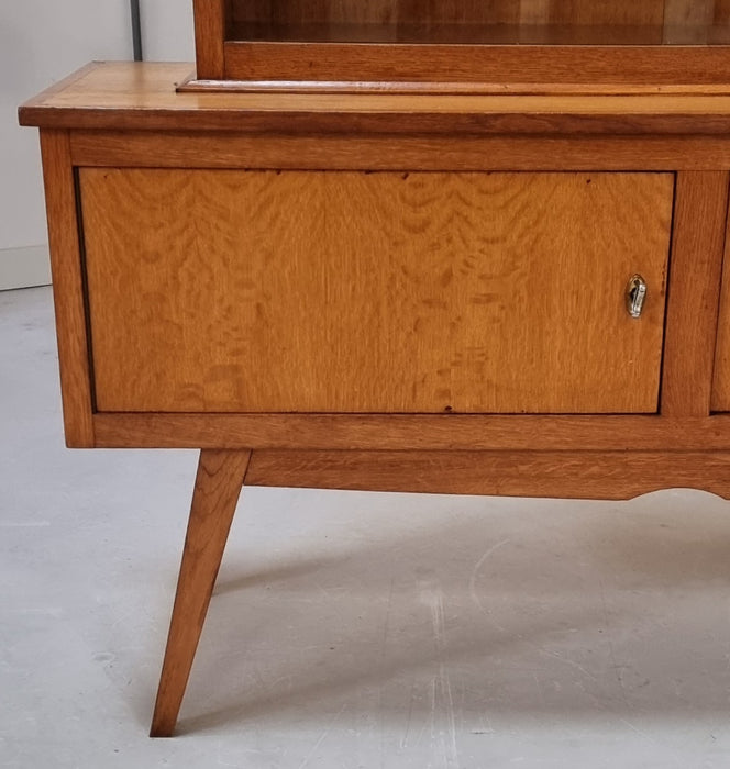 Mid Century vitrinekast