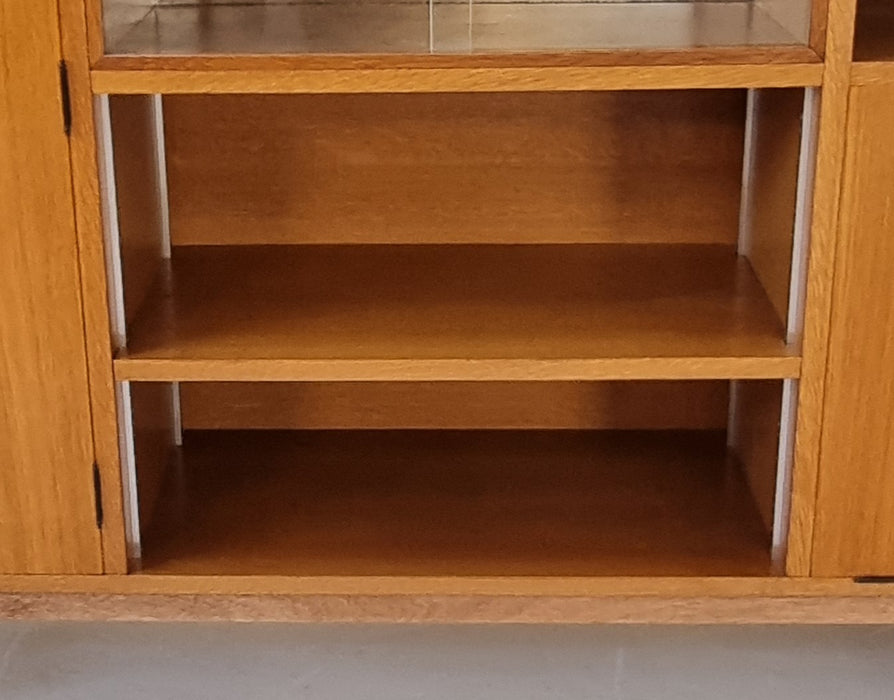 Mid Century midboard