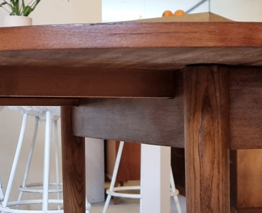 Mid Century eettafel