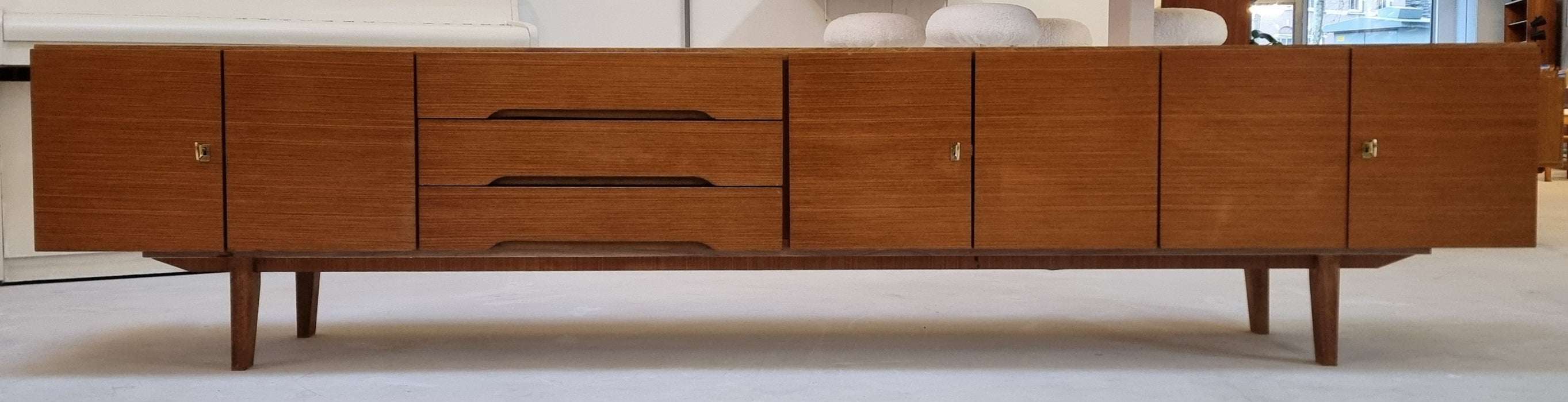 Mid Century lowboard