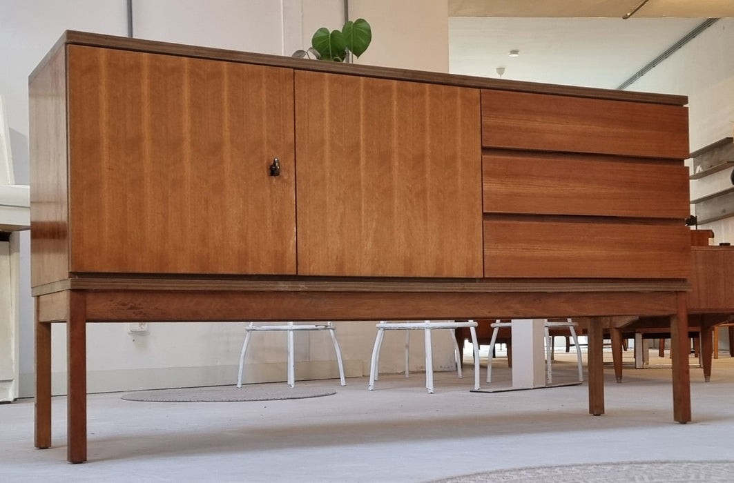 70's sideboard