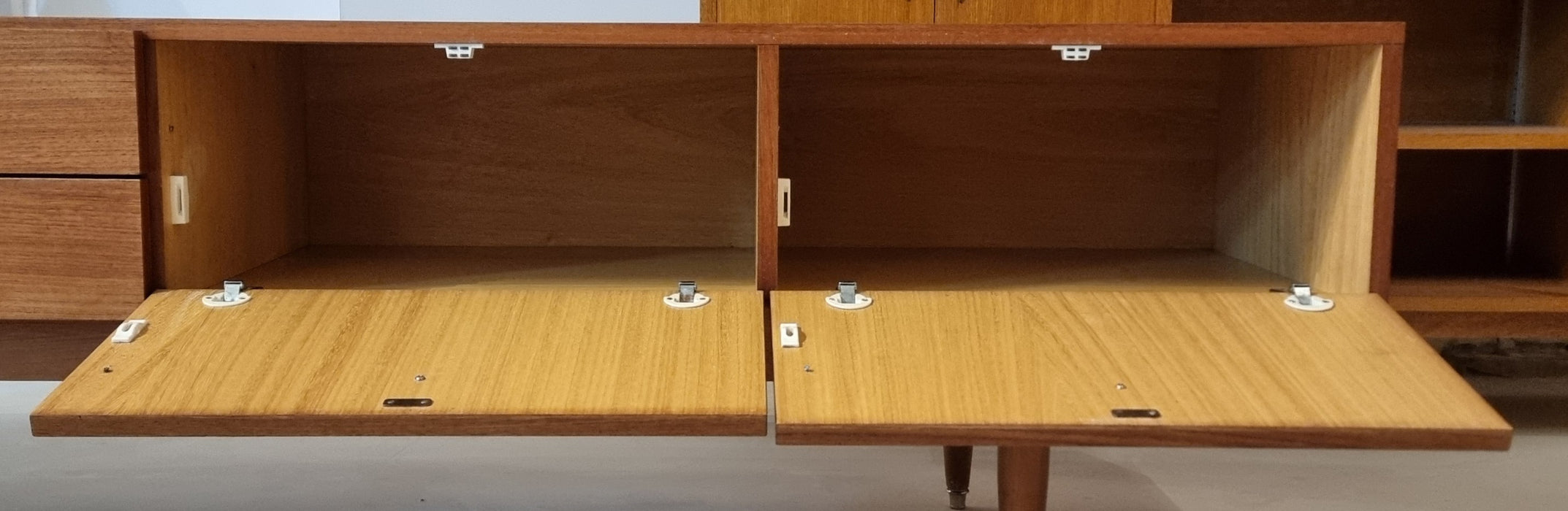 Mid Century lowboard