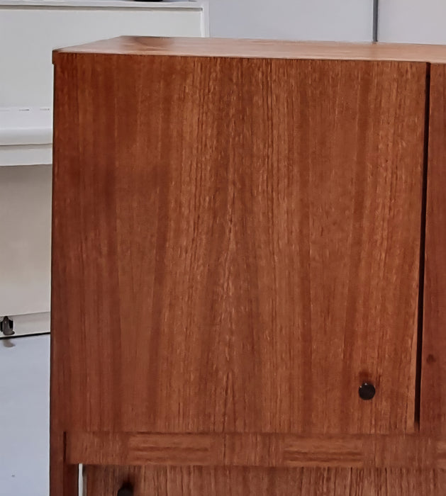 Mid Century midboard