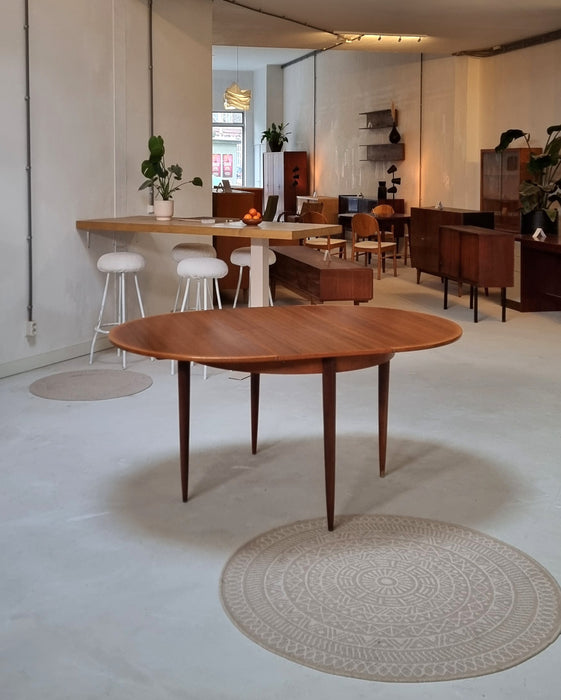 Mid Century eettafel